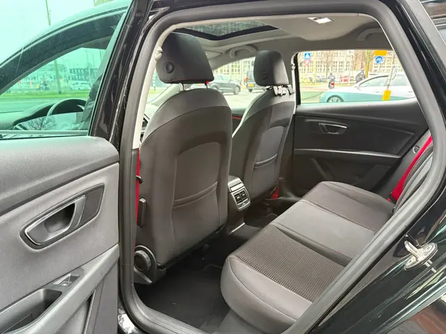 SEAT Leon 1.4 EcoTSI FR Pano 2017 Benzine 18