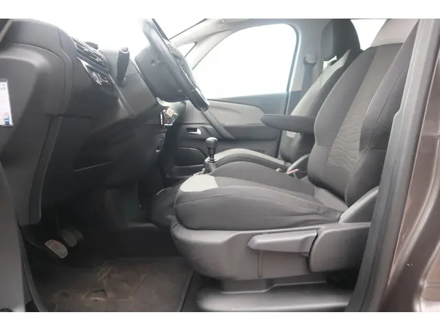 Citroën C4 Picasso 1.2 PureTech Intensive 2016 Benzine 10
