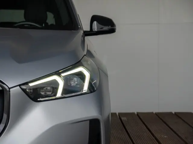 BMW X1 xDrive30e 2024 Hybride Benzine 18