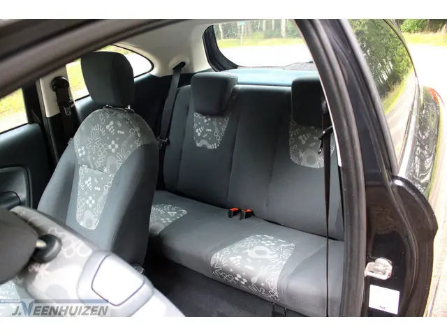 Ford Ka 1.2 Style start/stop 2014 Benzine 13