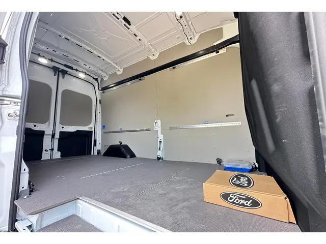 Ford E-Transit 350 L3H3 Trend 68kWh 2023 Elektrisch 24