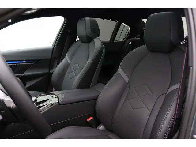 BMW i5 Sedan 2024 Elektrisch 7