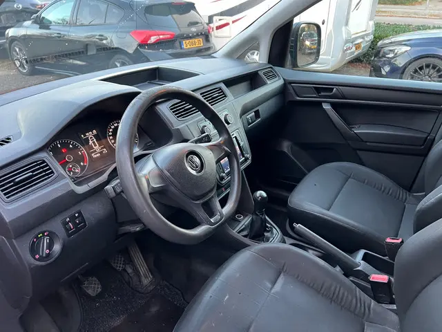 Volkswagen Caddy 2.0 TDI L1H1 BMT Trendline 2016 Diesel 12