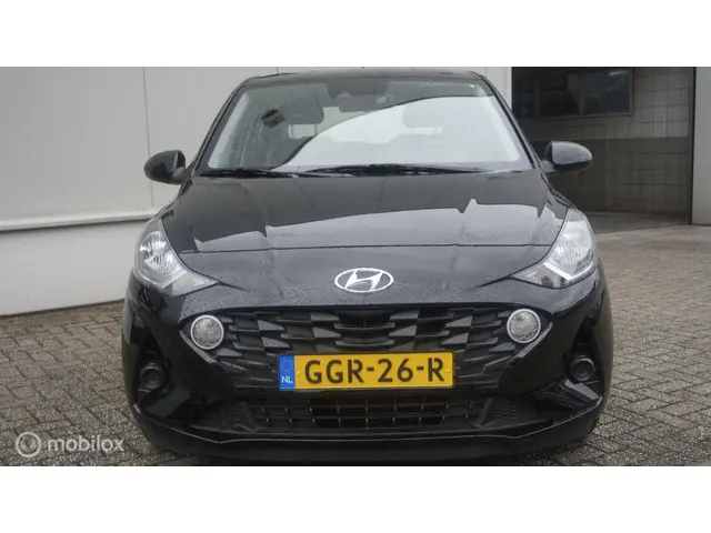 Hyundai i10 1.0 Comfort Automaat 2022 Benzine 3