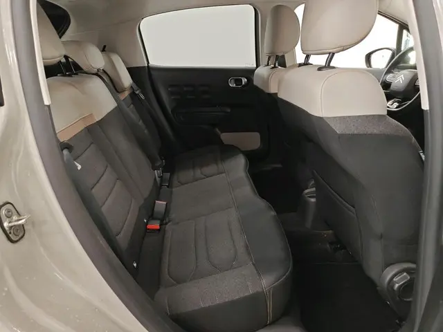 Citroën C3 1.2 PureTech Shine 2021 Benzine 12