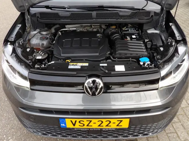 Volkswagen Caddy Cargo 2.0 TDI Exclusive 2022 Diesel 19