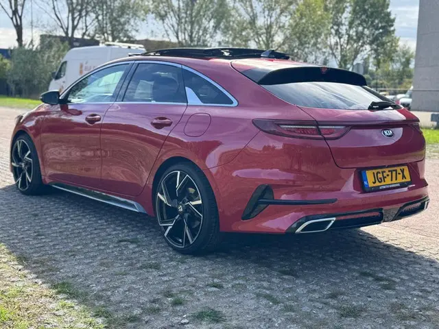 Kia ProCeed 1.4 T-GDI GT-Line / VOLLE AUTO 2019 Benzine 2
