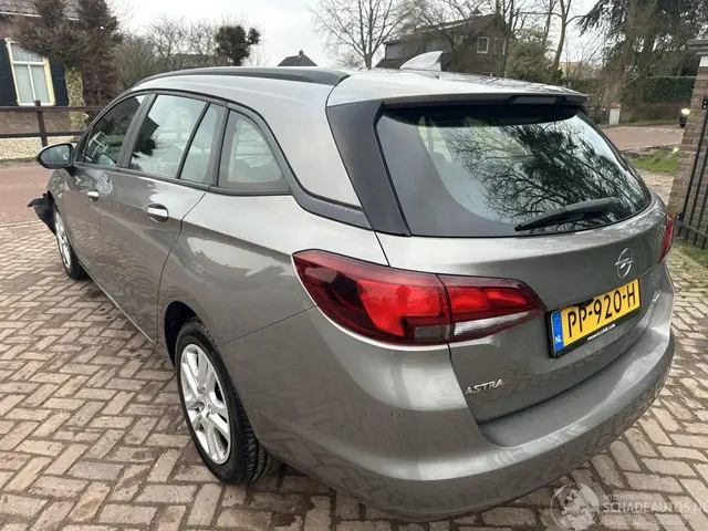 Opel Astra 1.0 Online Ed. SPORTS TOURER 2017 Benzine 9