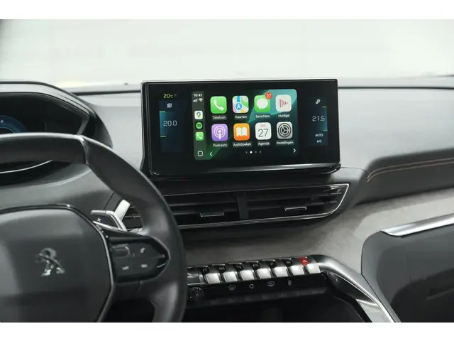Peugeot 3008 HYbrid4 300 GT 2023 Hybride Benzine 72