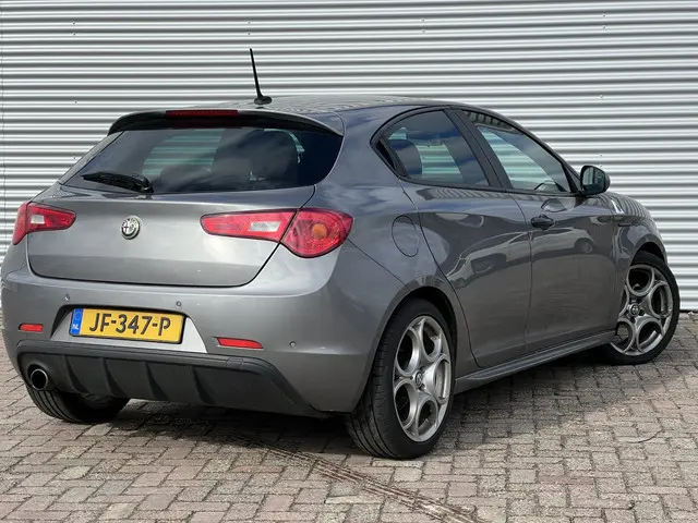 Alfa Romeo Giulietta 2
