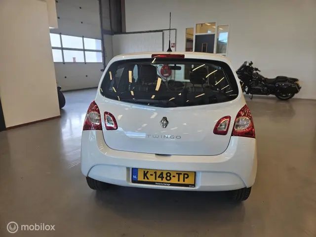 Renault Twingo 1.2 16V Parisienne 2014 Benzine 7