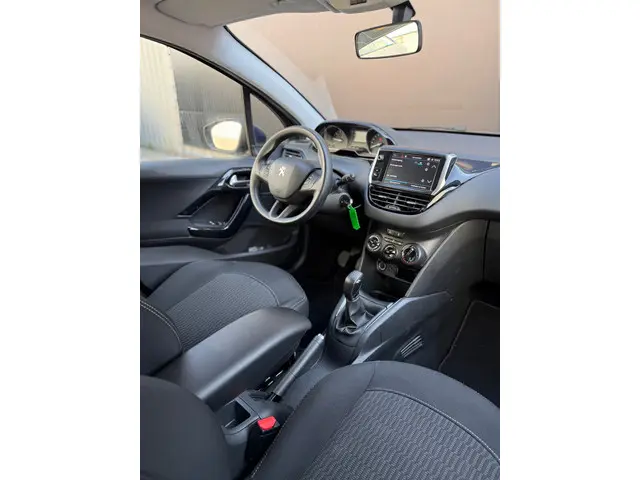 Peugeot 208 1.2 PureTech Blue Lion 2018 Benzine 26