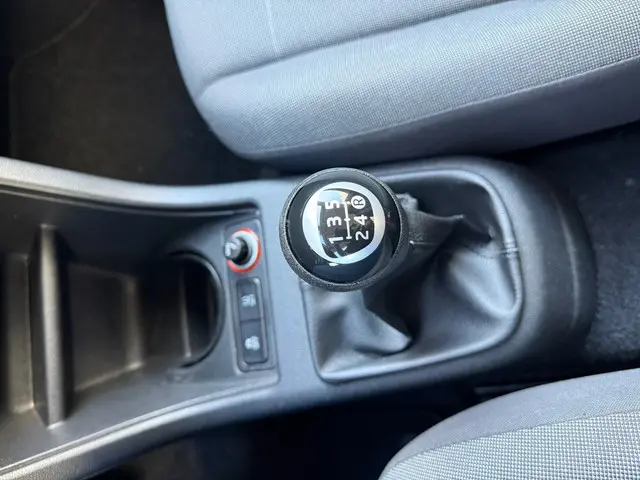 Volkswagen up! 1.0 move up! BlueMotion 2016 Benzine 36