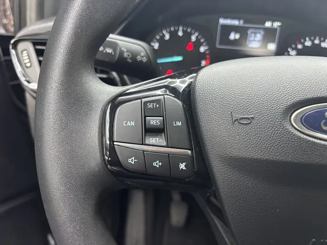 Ford Fiesta 1.1 Trend 2019 Benzine 13
