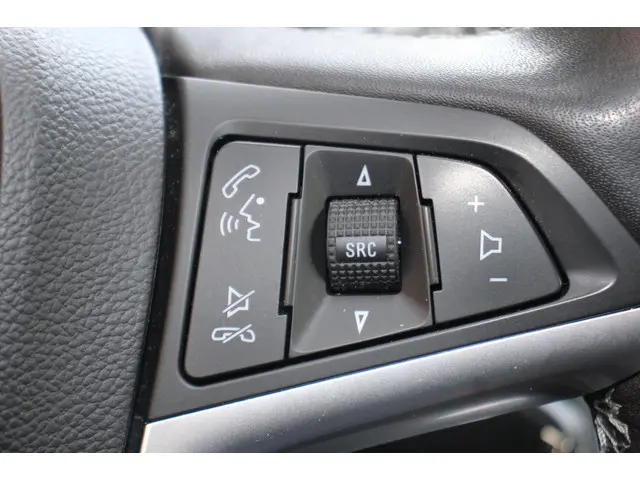 Opel Mokka 1.4 T Innovation 2016 Benzine 21