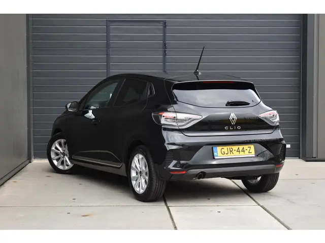 Renault Clio TCe 90 GPF evolution 2024 Benzine 9