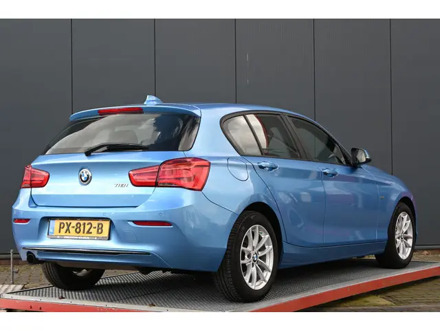 BMW 1 Serie 118i Corporate Lease Executive 2017 Benzine 3