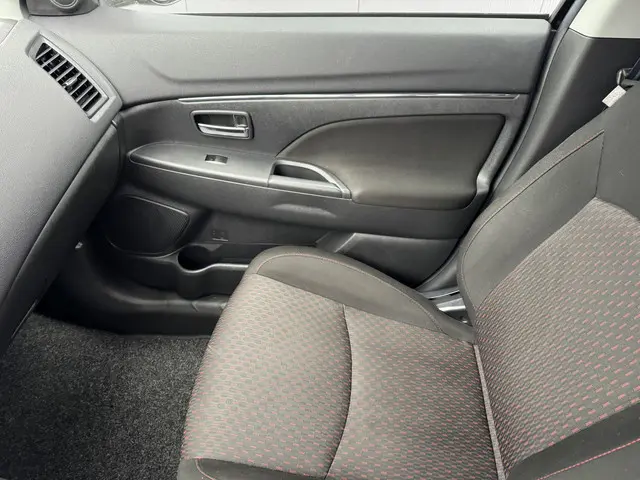 Mitsubishi ASX 1.6 Cleartec Intense 2017 Benzine 35