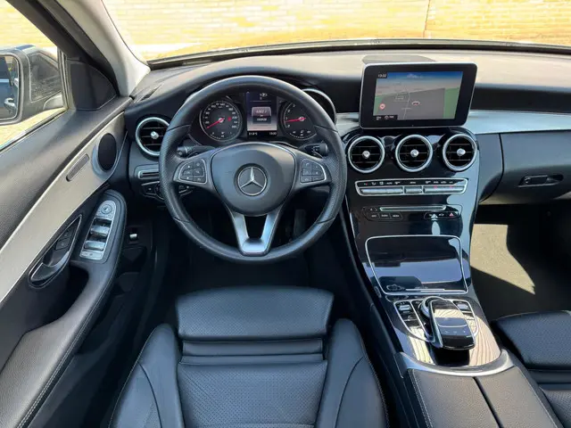 Mercedes-Benz C-Klasse 200 Ambition 2.0 2015 Benzine 13