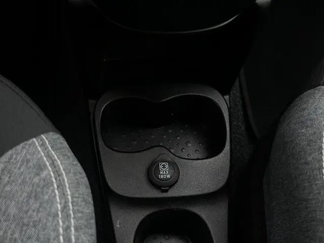 Fiat Panda 1.0 Hybrid City Life 2022 Benzine 23