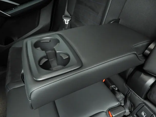 BMW X1 xDrive25e 2026 Hybride Benzine 13