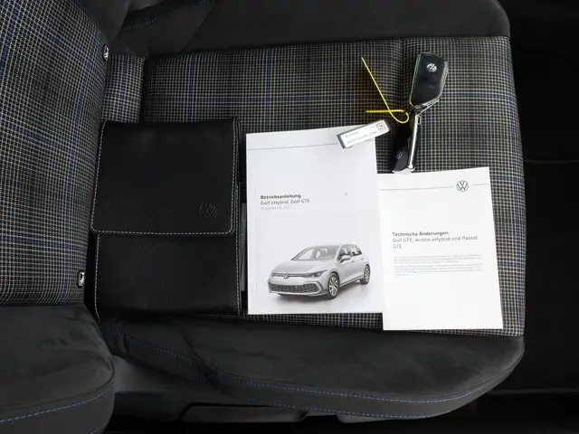 Volkswagen Golf GTE 1.4 eHybrid 2022 Hybride Benzine 18