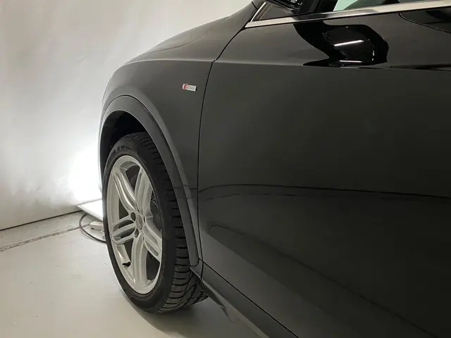 Audi Q3 2.0 TFSI quattro Sport Pro Line S 2015 Benzine 20