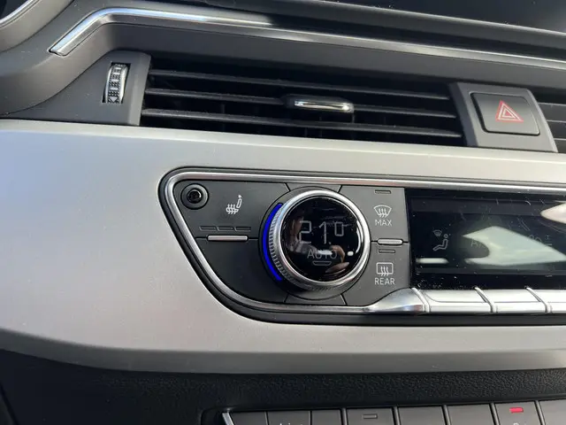 Audi A4 Avant 35 TFSI Business Edition 2021 Benzine 28