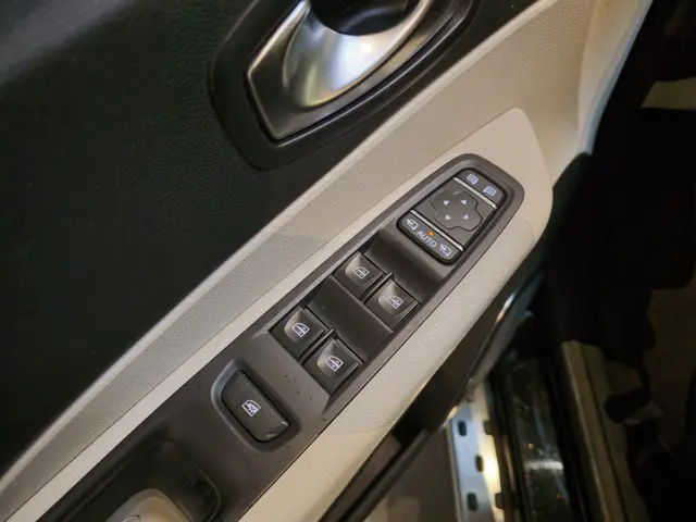 Renault Captur 0.9 TCe Intens Two-Tone 2018 Benzine 23