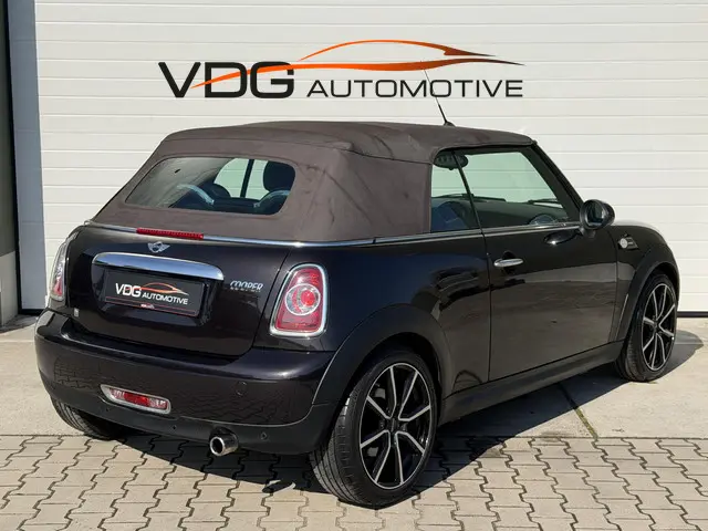 MINI Cooper Cabrio 1.6 Highgate 2015 Benzine 43