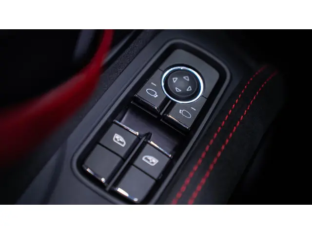 Porsche 718 Spyder RS 2024 Benzine 73