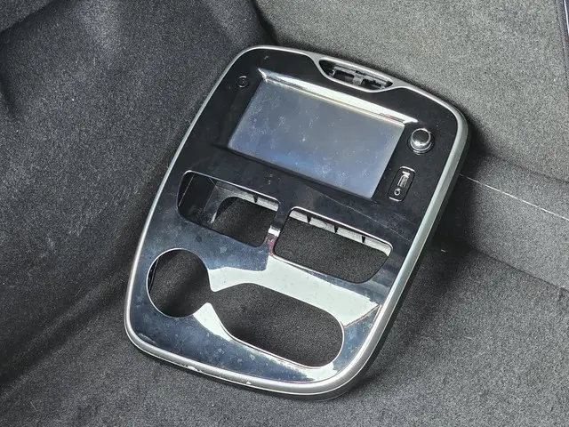 Renault Clio 0.9 TCe Dynamique 2015 Benzine 12