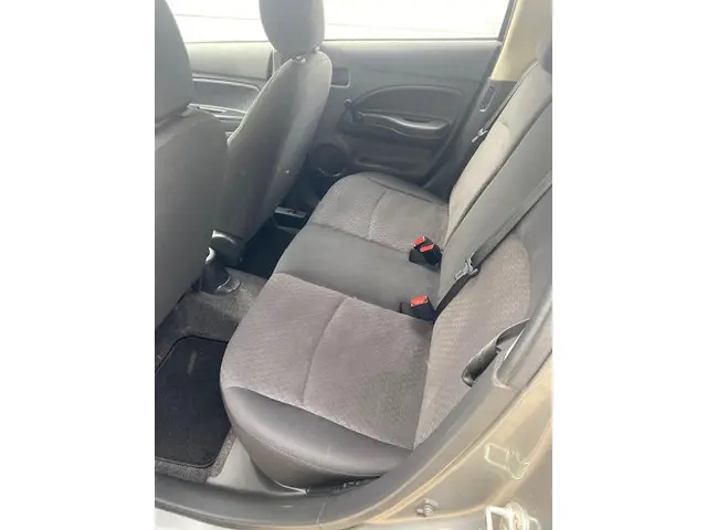 Mitsubishi Space Star 1.0 Cool+ 2018 Benzine 7