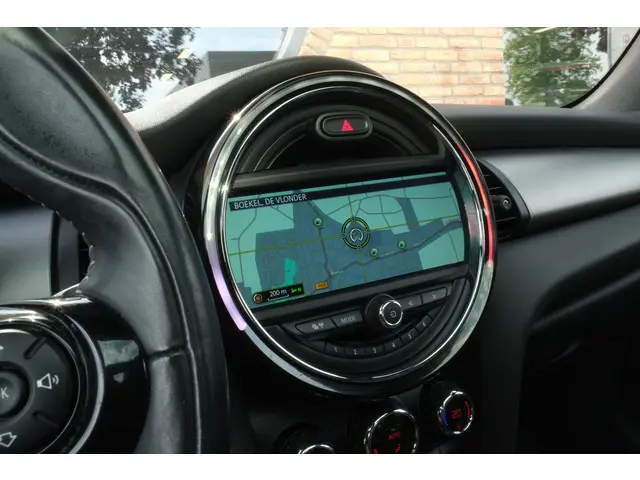 MINI Cooper Mini 1.5 Chili Serious Business 2017 Benzine 6