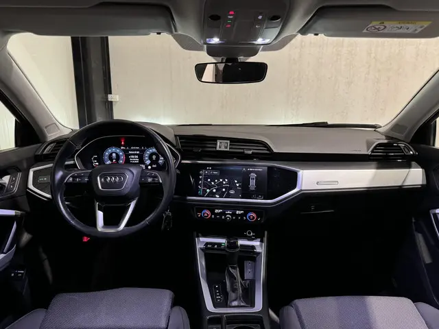 Audi Q3 Sportback 45 TFSI e S-Line 2022 Hybride Benzine 3