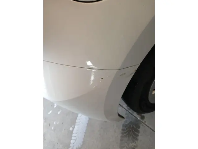 Volkswagen up! 1.0 BMT move up! SCHADEAUTO!! 2017 Benzine 25
