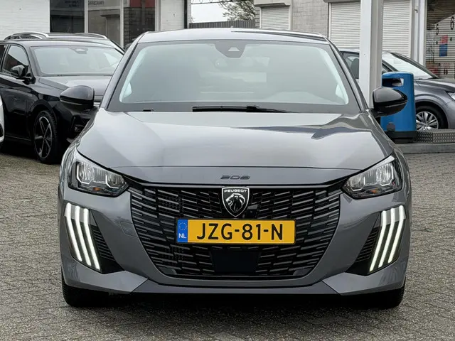 Peugeot 208 1.2 PureTech Allure Pack 2024 Benzine 13