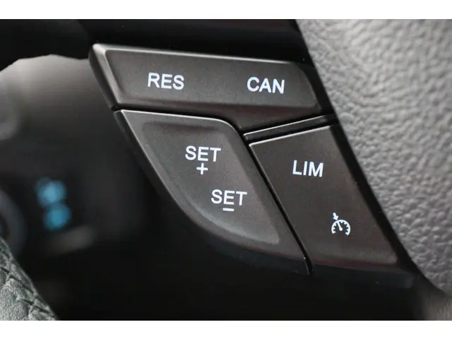 Ford Focus 1.0 EcoBoost Titanium Business 2018 Benzine 33