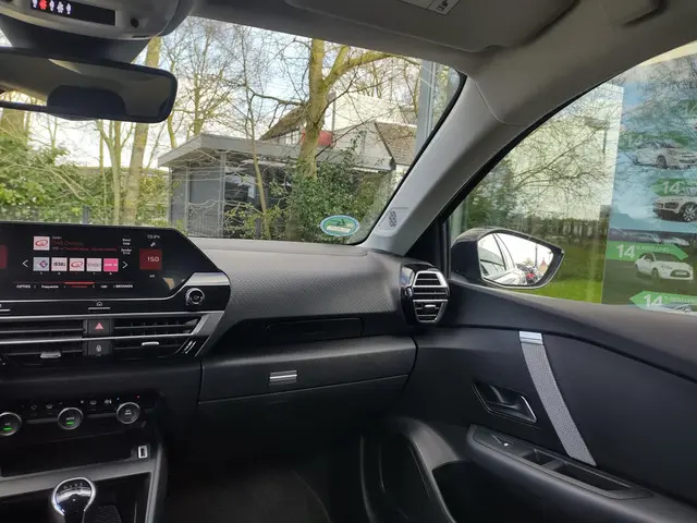 Citroën C4 1.2 Puretech Feel Edition 2021 Benzine 23