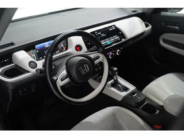 Honda Jazz 1.5 e:HEV Executive 2020 Hybride Benzine 22