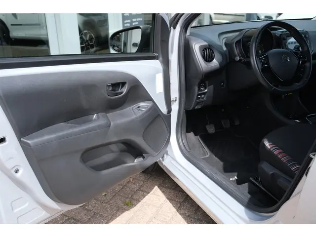 Citroën C1 1.0 VTi 72 Feel 2020 Benzine 19