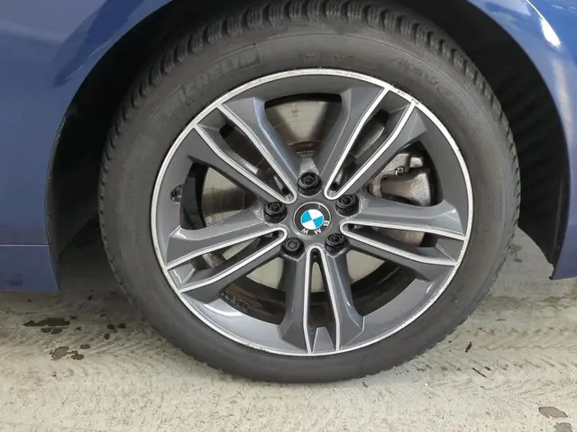 BMW 1 Serie 120i Business Edition Plus 2021 Benzine 13