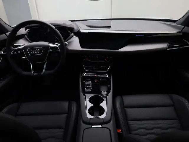 Audi e-tron GT 476 PK 2023 Elektrisch 11