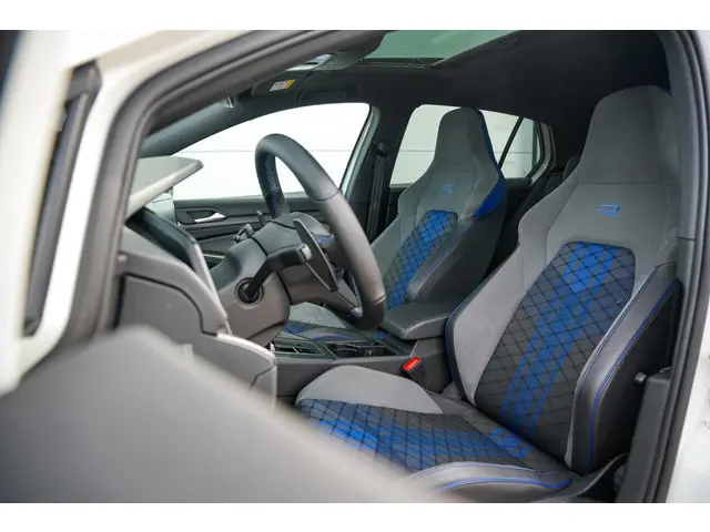 Volkswagen Golf 2.0 TSI R 4Motion 2022 Benzine 8