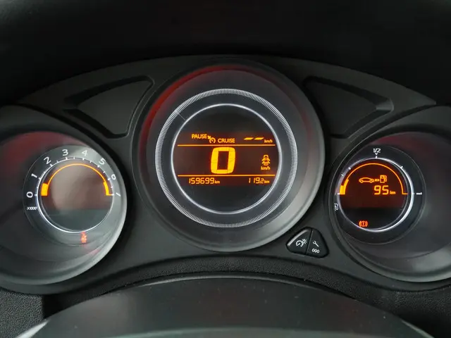 Citroën C4 1.2 PureTech Live 2016 Benzine 14