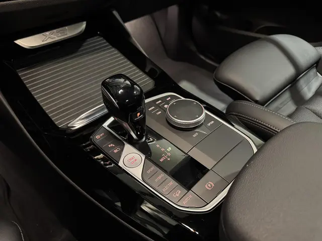 BMW X3 xDrive30e 2022 Hybride Benzine 15