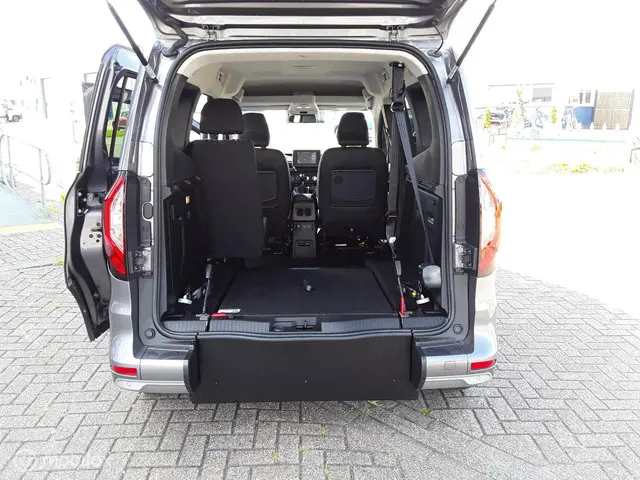 Renault Kangoo bestel 1.3 TCe 100 Comfort L1 2023 Benzine 6
