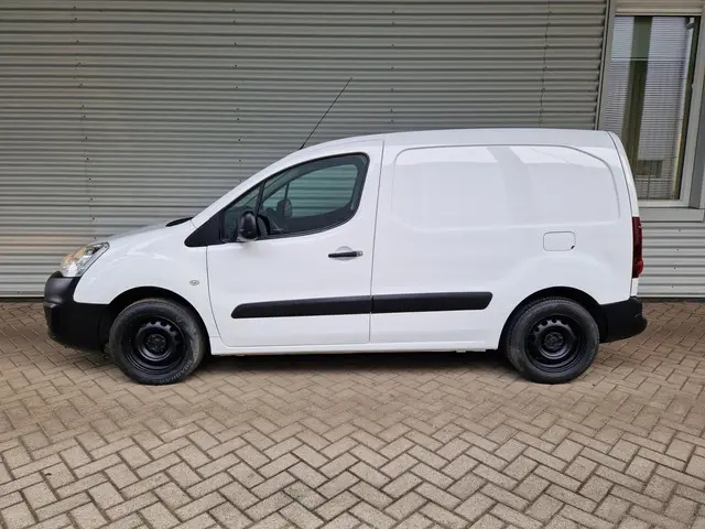 Peugeot Partner 120 1.6 BlueHDi 75 L1 Pro 2018 Diesel 3