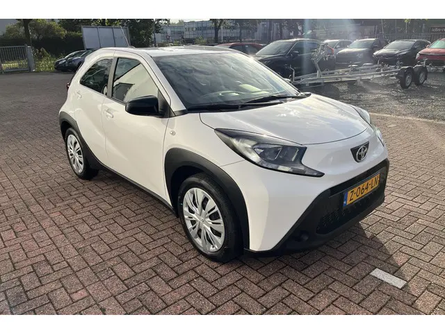 Toyota Aygo X 1.0 VVT-i MT Play 2024 Benzine 3