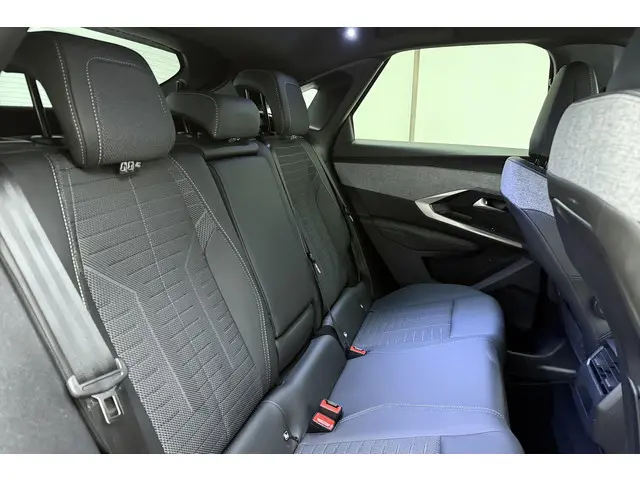 Peugeot 3008 1.2 Hybrid 145 GT 2025 Hybride Benzine 15